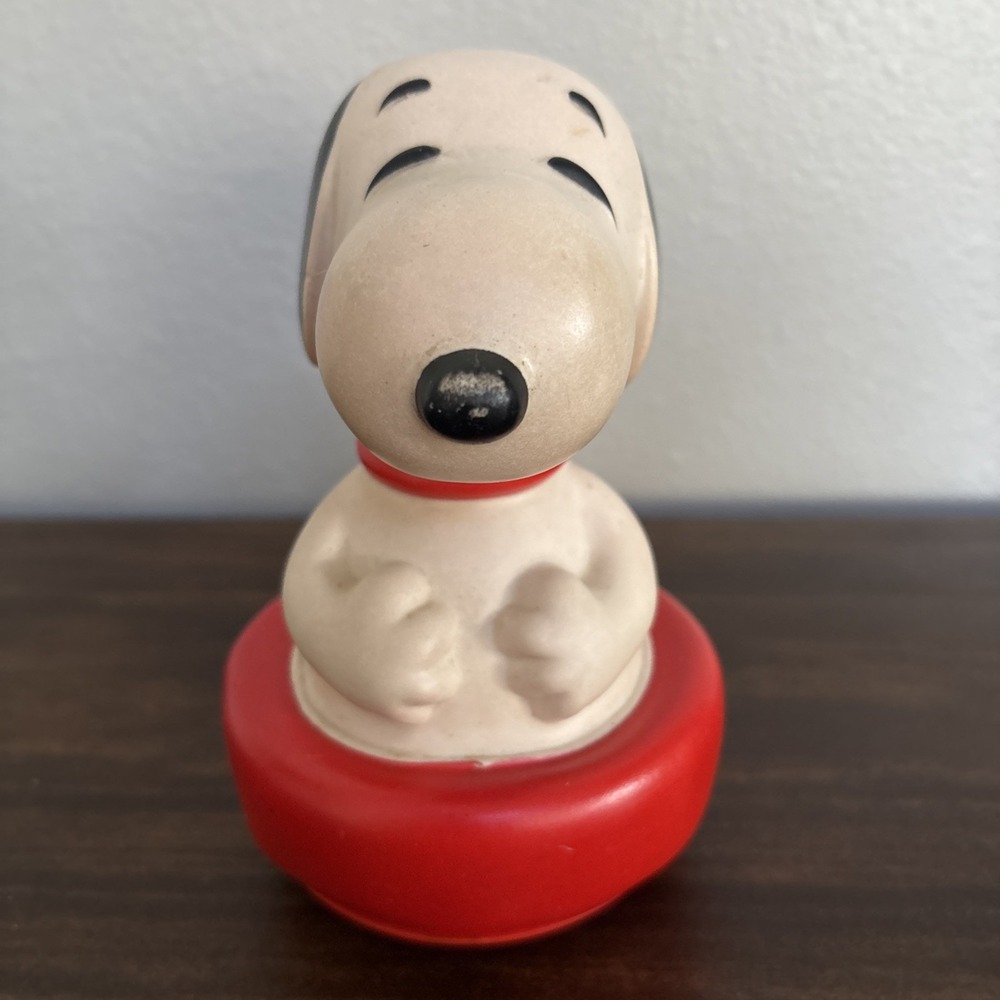 Vintage 1960s Knickerbocker Peanuts Snoopy Roly Poly Rattle Baby Kids Toy
